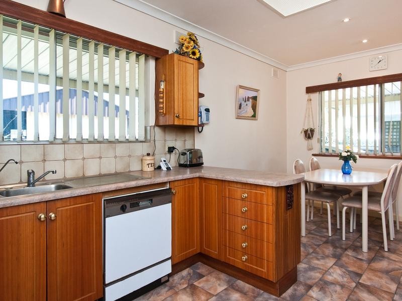 26 New Street, South Plympton SA 5038