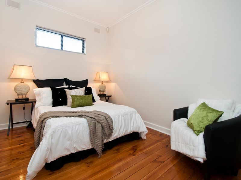 20 Renown Avenue, Clovelly Park SA 5042