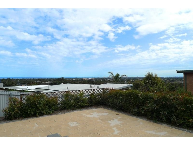 14 Hyland Avenue, Darlington SA 5047