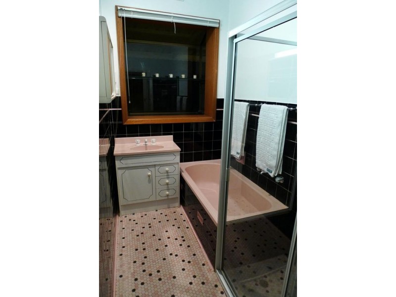 14 Hyland Avenue, Darlington SA 5047