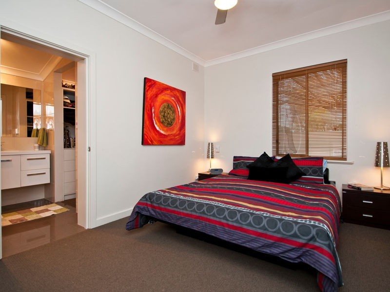 6 Bowden Grove, Oaklands Park SA 5046