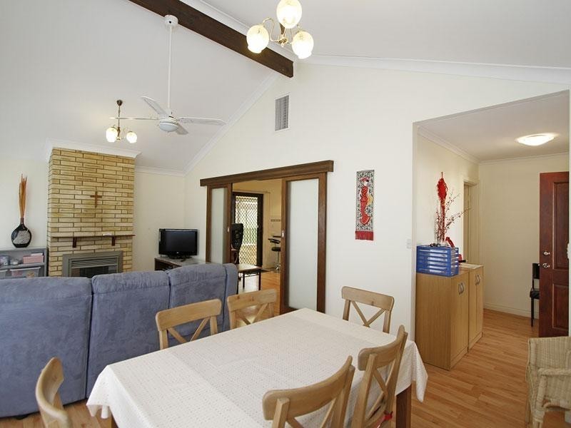 25 Johnstone Road, Oaklands Park SA 5046