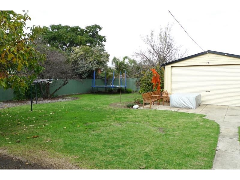10 Albion Avenue, Glandore SA 5037