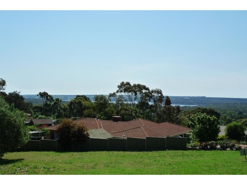 8 Nicolle Court, Happy Valley SA 5159