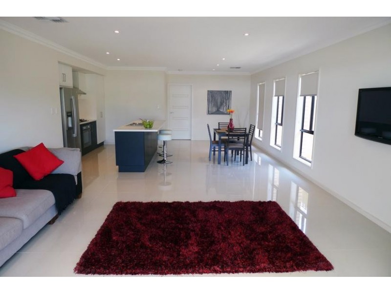 27a Shearer Avenue, Seacombe Gardens SA 5047