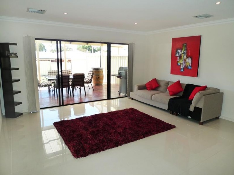 27a Shearer Avenue, Seacombe Gardens SA 5047