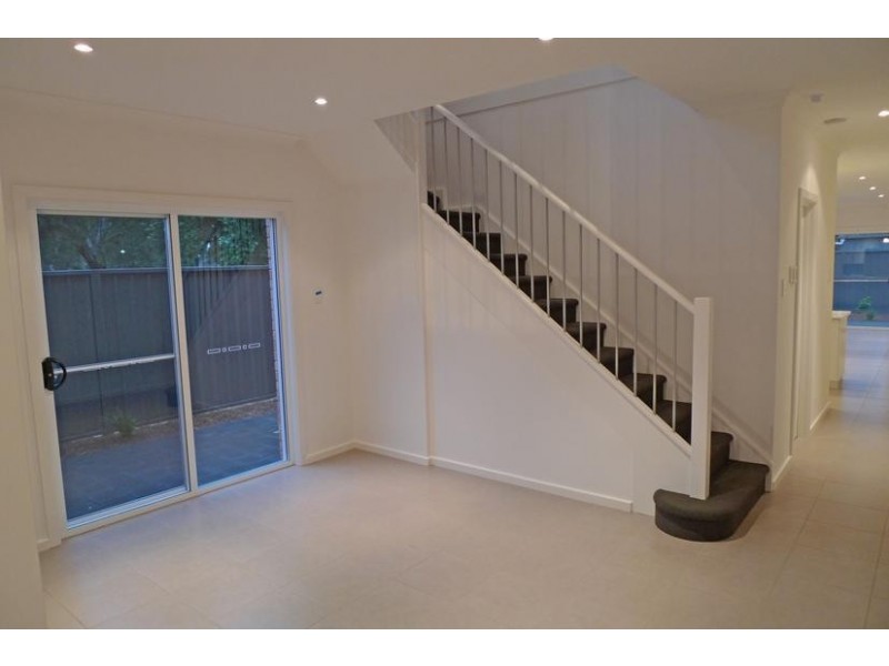 25 Maldon Avenue, Mitchell Park SA 5043