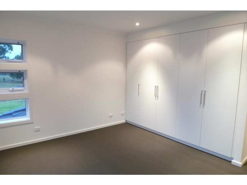 25 Maldon Avenue, Mitchell Park SA 5043