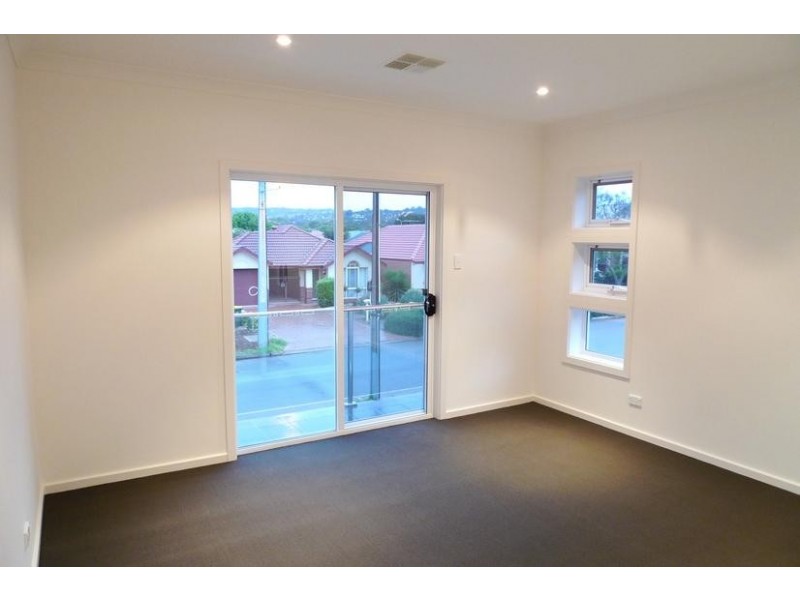 25 Maldon Avenue, Mitchell Park SA 5043