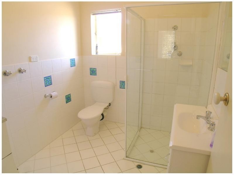 7/1b Hartland Avenue, Black Forest SA 5035