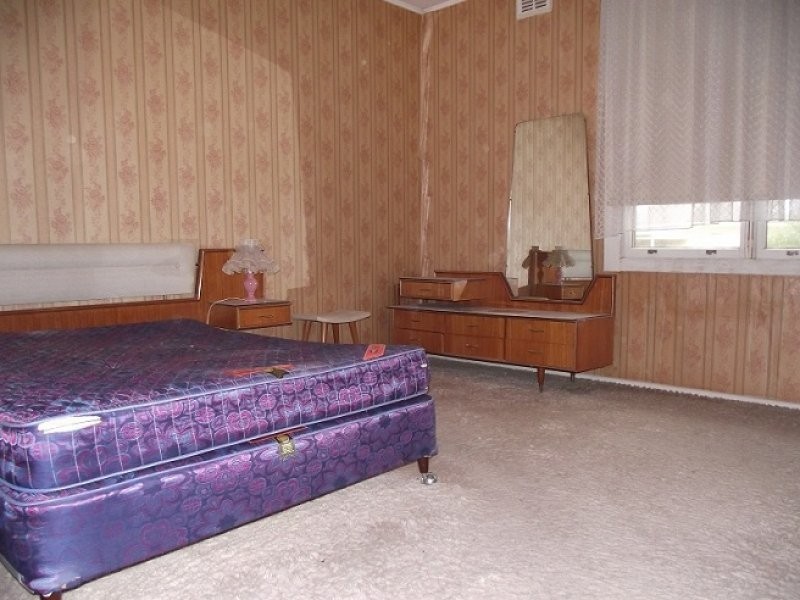 2 Kent Avenue, Seacombe Gardens SA 5047