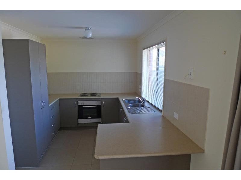 2/42 Quick Road, Mitchell Park SA 5043