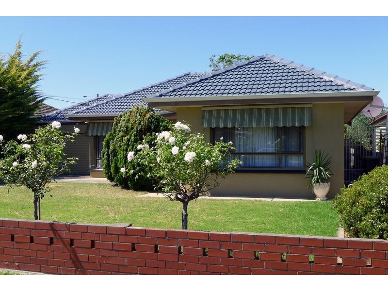 18 Barkuna Avenue, Mitchell Park SA 5043
