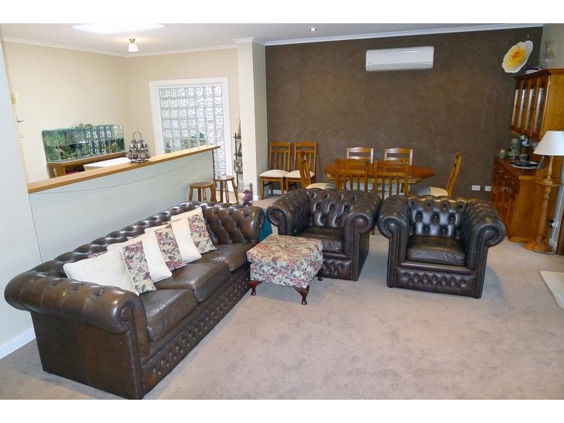 18 Barkuna Avenue, Mitchell Park SA 5043