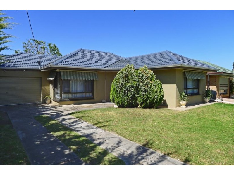 18 Barkuna Avenue, Mitchell Park SA 5043