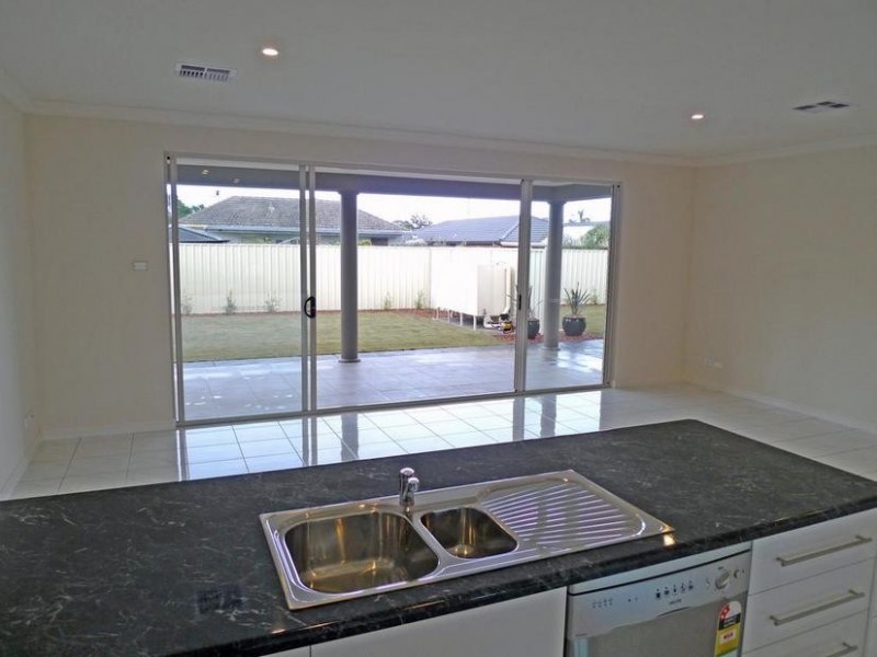 6A Doradilla Avenue, Seacombe Gardens SA 5047