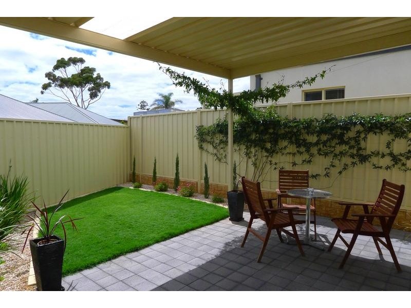 1 Kurrajong Place, Seacombe Gardens SA 5047
