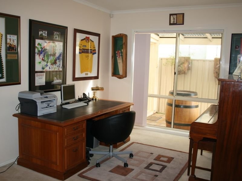 5 Chatswood Walk, Morphettville SA 5043