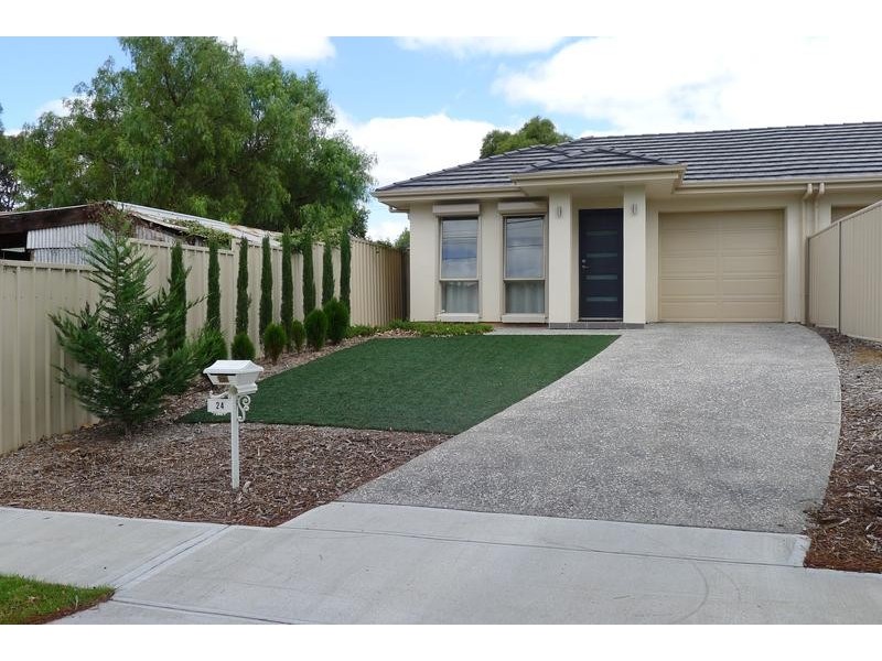 24 Portland Avenue, Sturt SA 5047