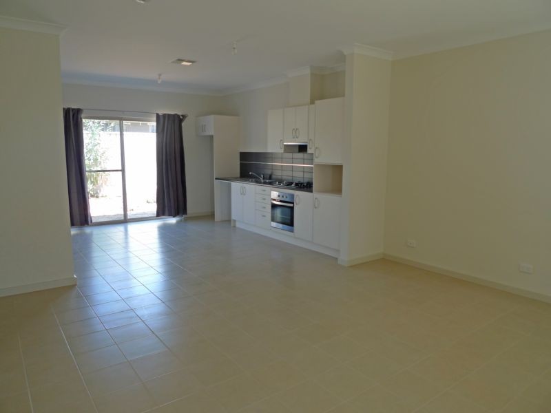 3B Kingston Ave, Seacombe Gardens SA 5047