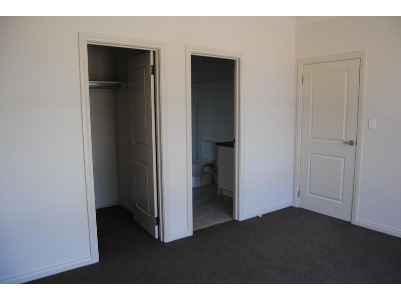 10 Ella Street, Dover Gardens SA 5048