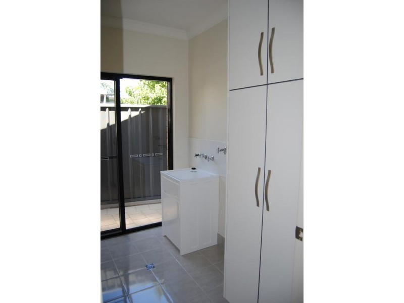 10 Ella Street, Dover Gardens SA 5048