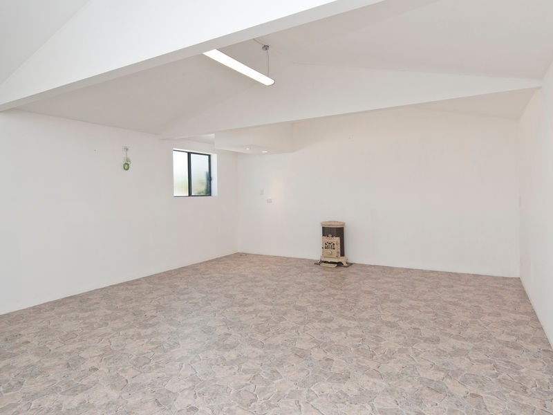 9 Scarvell Avenue, Trott Park SA 5158