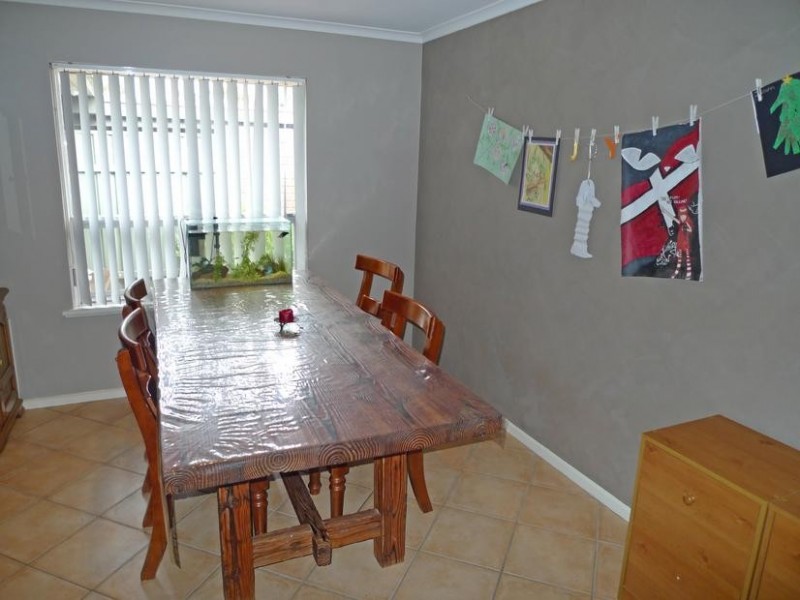 9 Hui Hui Drive, Happy Valley SA 5159