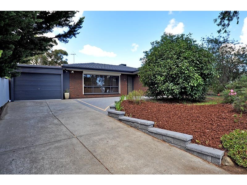 2 Davey Court, Happy Valley SA 5159