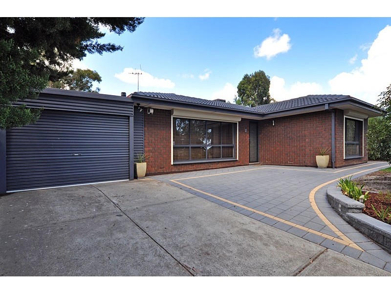 2 Davey Court, Happy Valley SA 5159