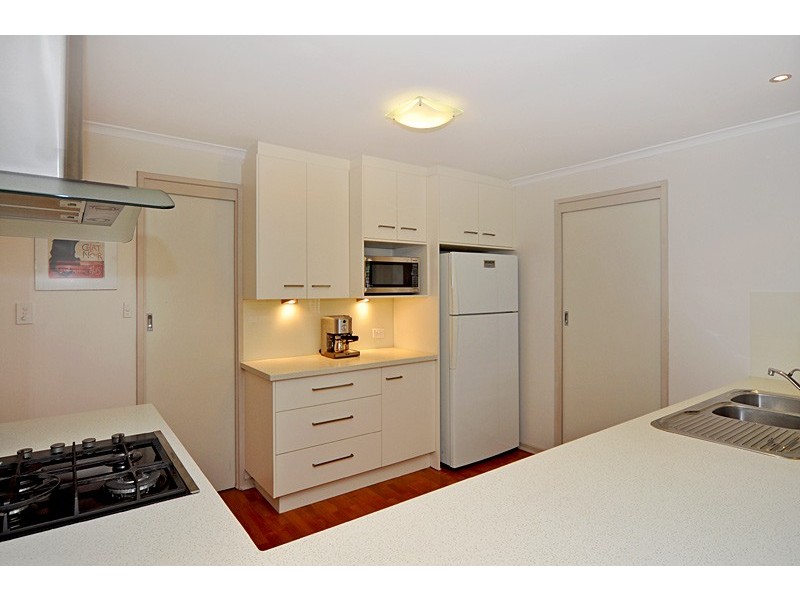 2 Davey Court, Happy Valley SA 5159