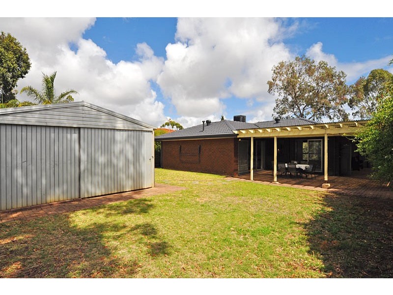 2 Davey Court, Happy Valley SA 5159