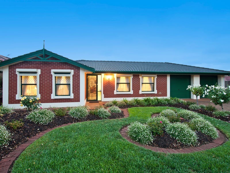 13 Paignton Close, Moana SA 5169