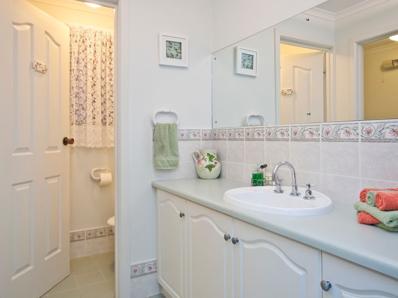 13 Paignton Close, Moana SA 5169