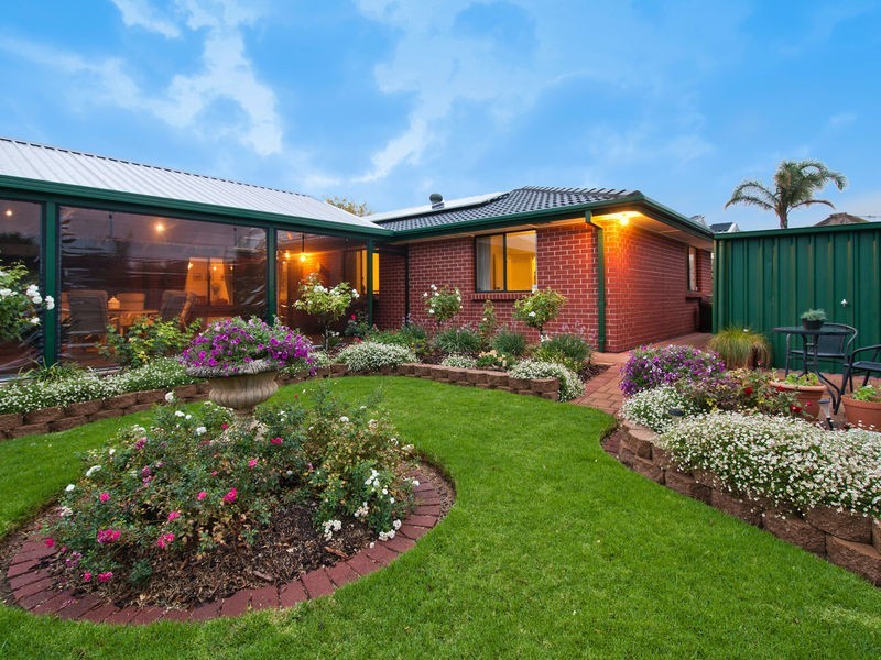 13 Paignton Close, Moana SA 5169