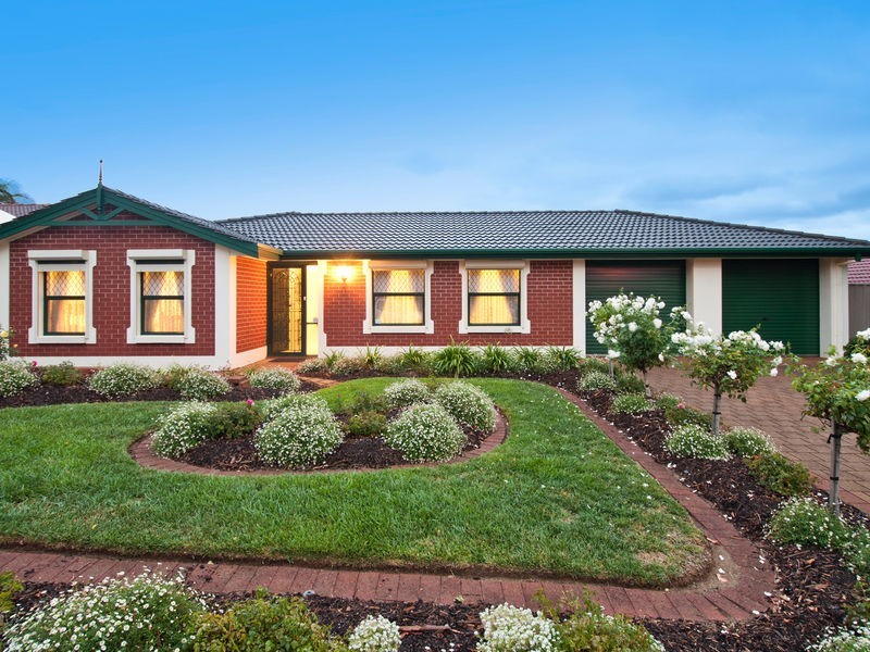 13 Paignton Close, Moana SA 5169