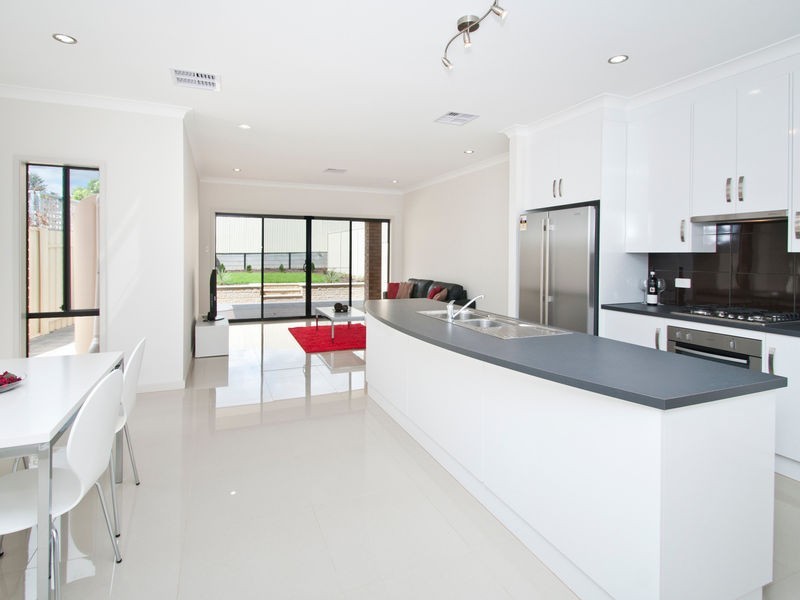 1 Yerong Street, Seacombe Gardens SA 5047