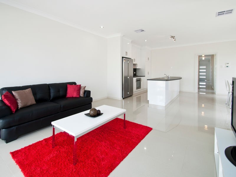 1 Yerong Street, Seacombe Gardens SA 5047