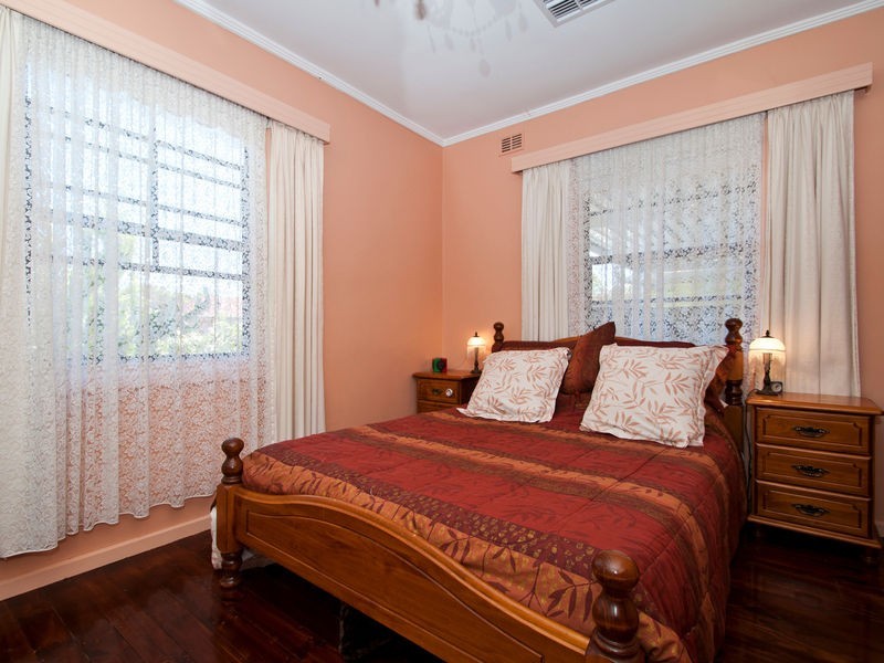 3 Salrak Avenue, Marion SA 5043