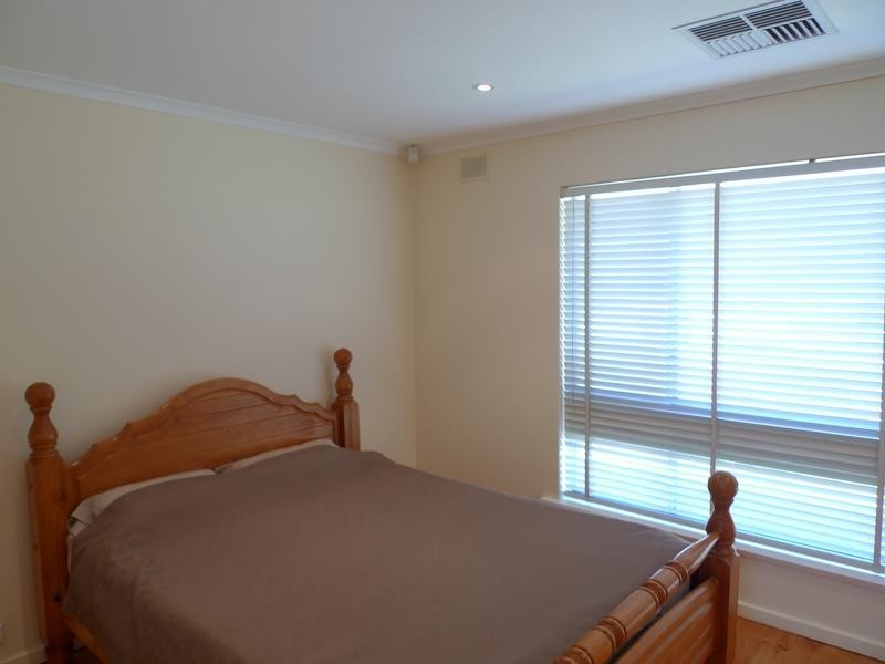 1/6 First Avenue, Warradale SA 5046