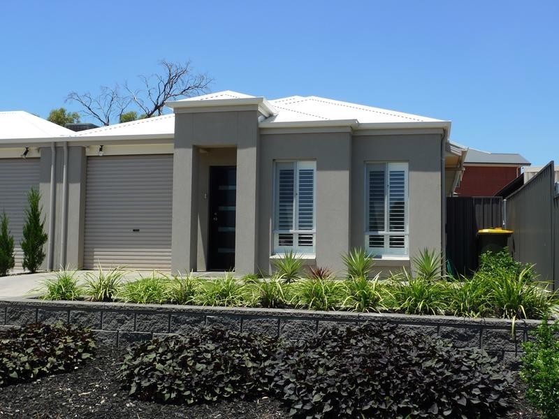 5 Harbrow Grove, Seacombe Gardens SA 5047