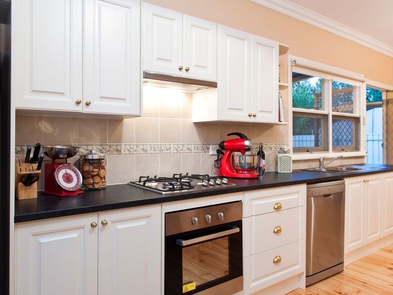 4 North Parade, Torrensville SA 5031