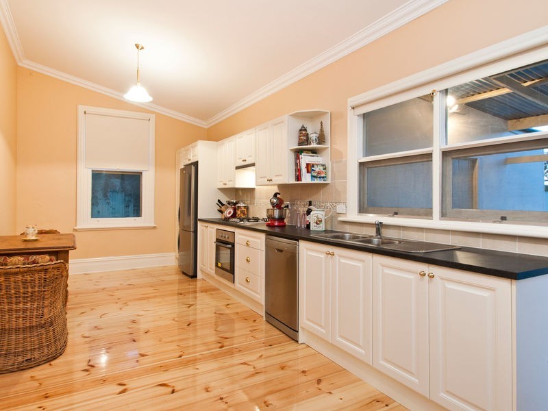 4 North Parade, Torrensville SA 5031