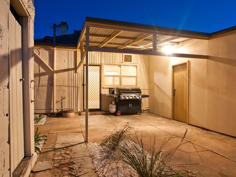 4 North Parade, Torrensville SA 5031