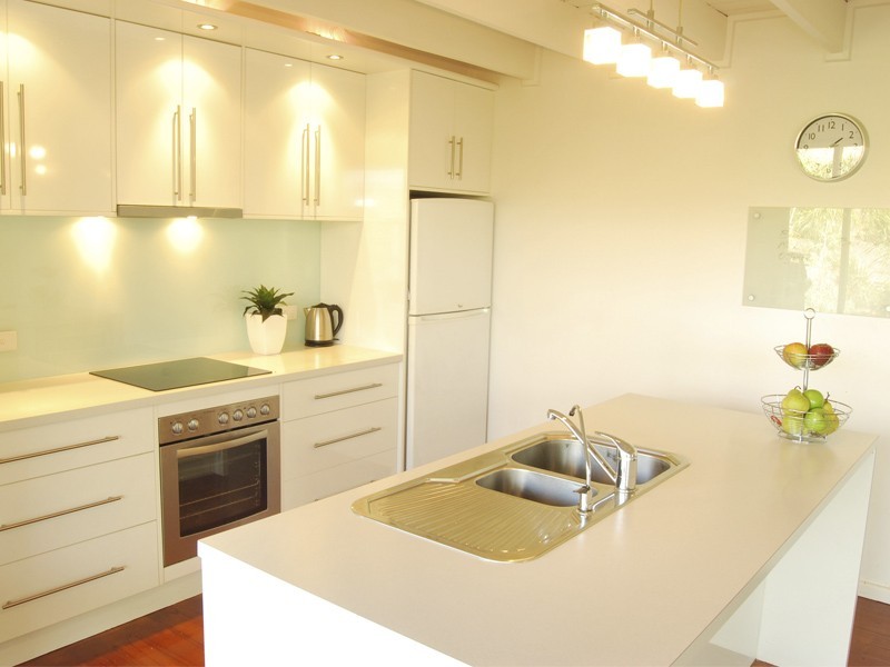 30 Karoona Crescent, Seacombe Heights SA 5047