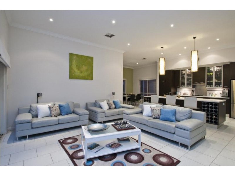 78 Elizabeth Crescent, Hallett Cove SA 5158