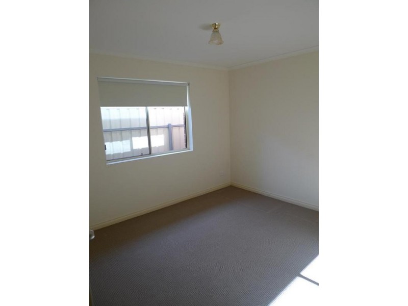 1A Bradman Street, Sturt SA 5047