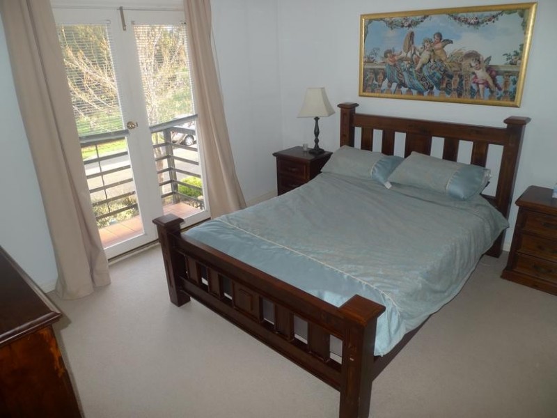 4 Abbey Road, Mitchell Park SA 5043