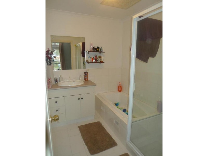 4 Abbey Road, Mitchell Park SA 5043