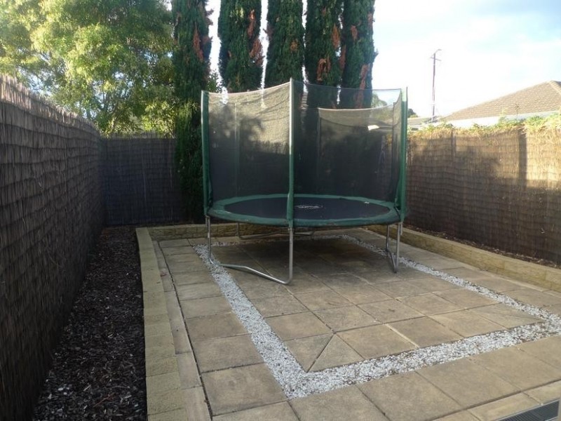 4 Abbey Road, Mitchell Park SA 5043